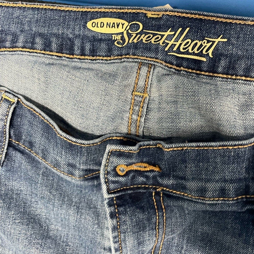 Old Navy Light Blue Flare Jeans - Mid Rise - Picture 2 of 6